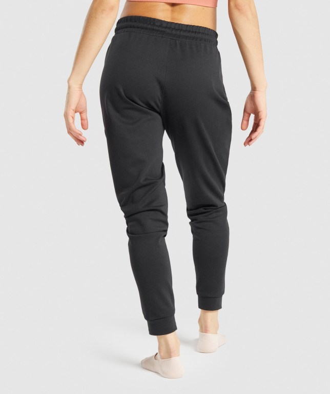 Gymshark Studio Women's Joggers Black | UAE-13XBZR