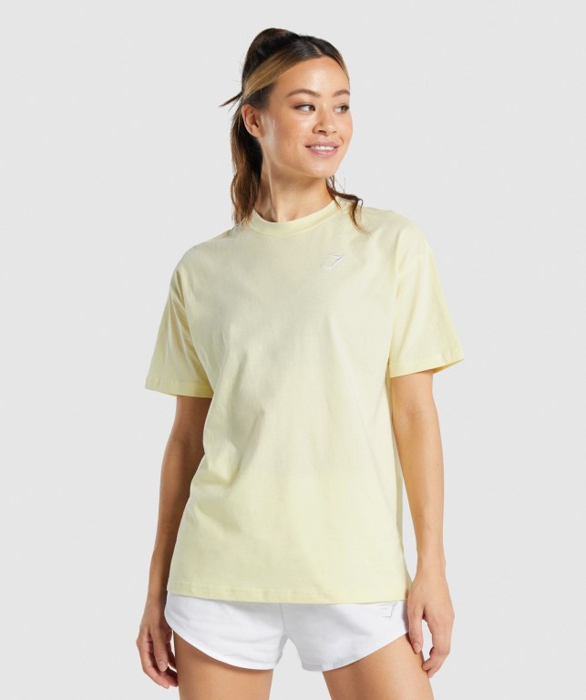 Gymshark Training Oversized Women\'s T Shirts Light Yellow | UAE-49HLIK