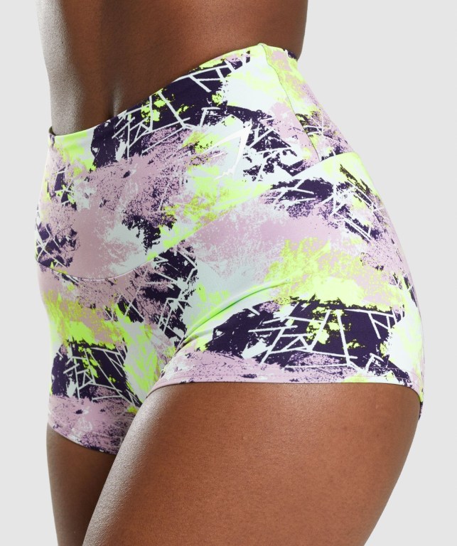 Gymshark Training Short Length Women's Shorts Camo | UAE-10YDEC