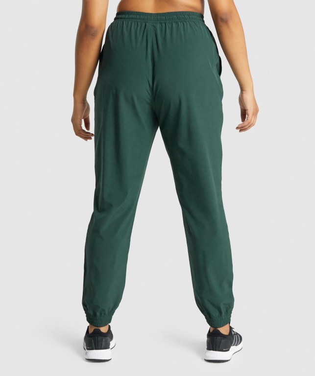 Gymshark Training Woven Women's Joggers Dark Green | UAE-32CZTA