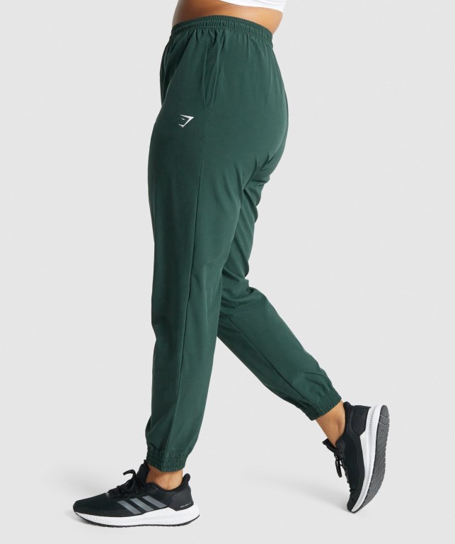 Gymshark Training Woven Women's Joggers Dark Green | UAE-32CZTA