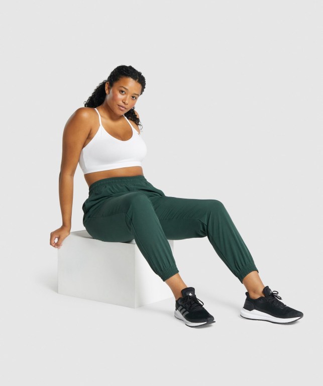 Gymshark Training Woven Women's Joggers Dark Green | UAE-32CZTA