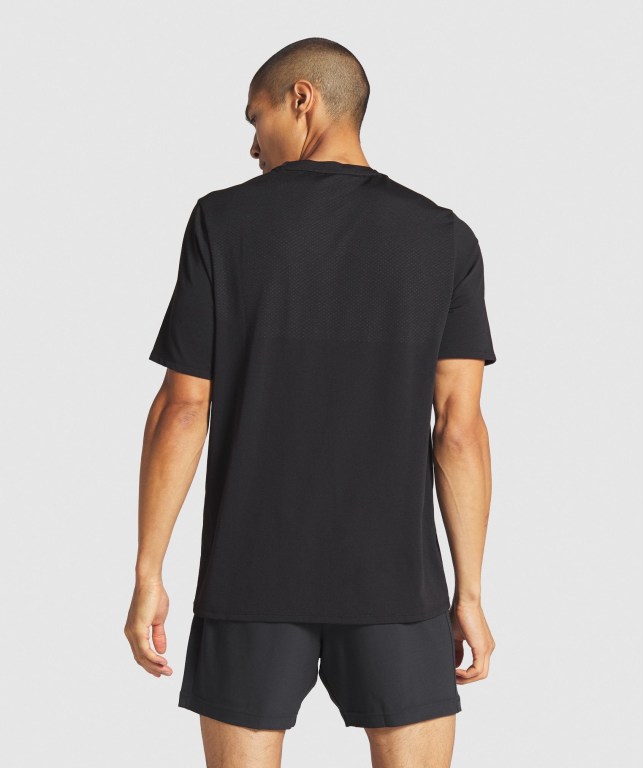 Gymshark Vital Men's T Shirts Black | UAE-24VLDR