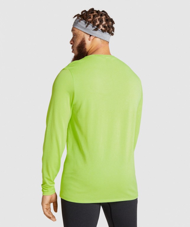 Gymshark Vital Men's T Shirts Green | UAE-57OMBQ