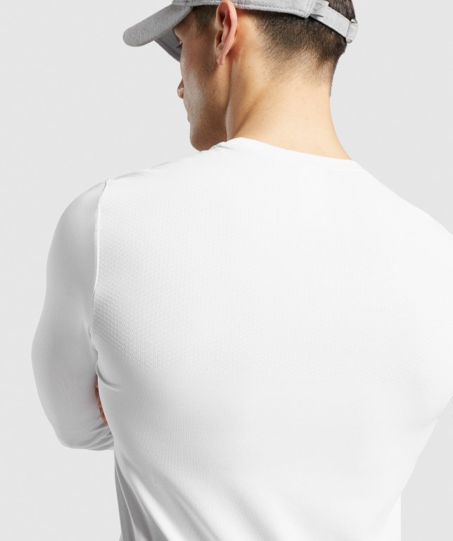 Gymshark Vital Men's T Shirts White | UAE-81USHX