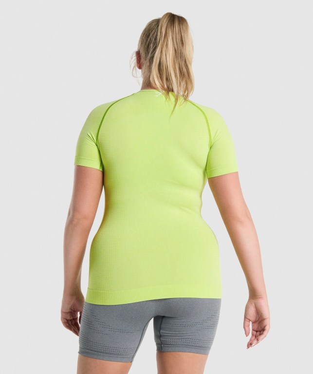 Gymshark Vital Seamless 2.0 Women's T Shirts Yellow | UAE-57PTJE