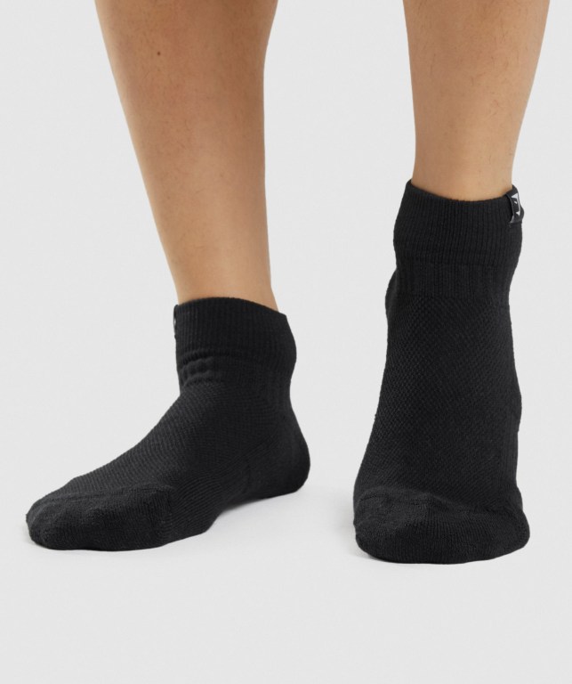 Gymshark Woven Tab Sneaker 3pk Men's Socks Black | UAE-18YFNU